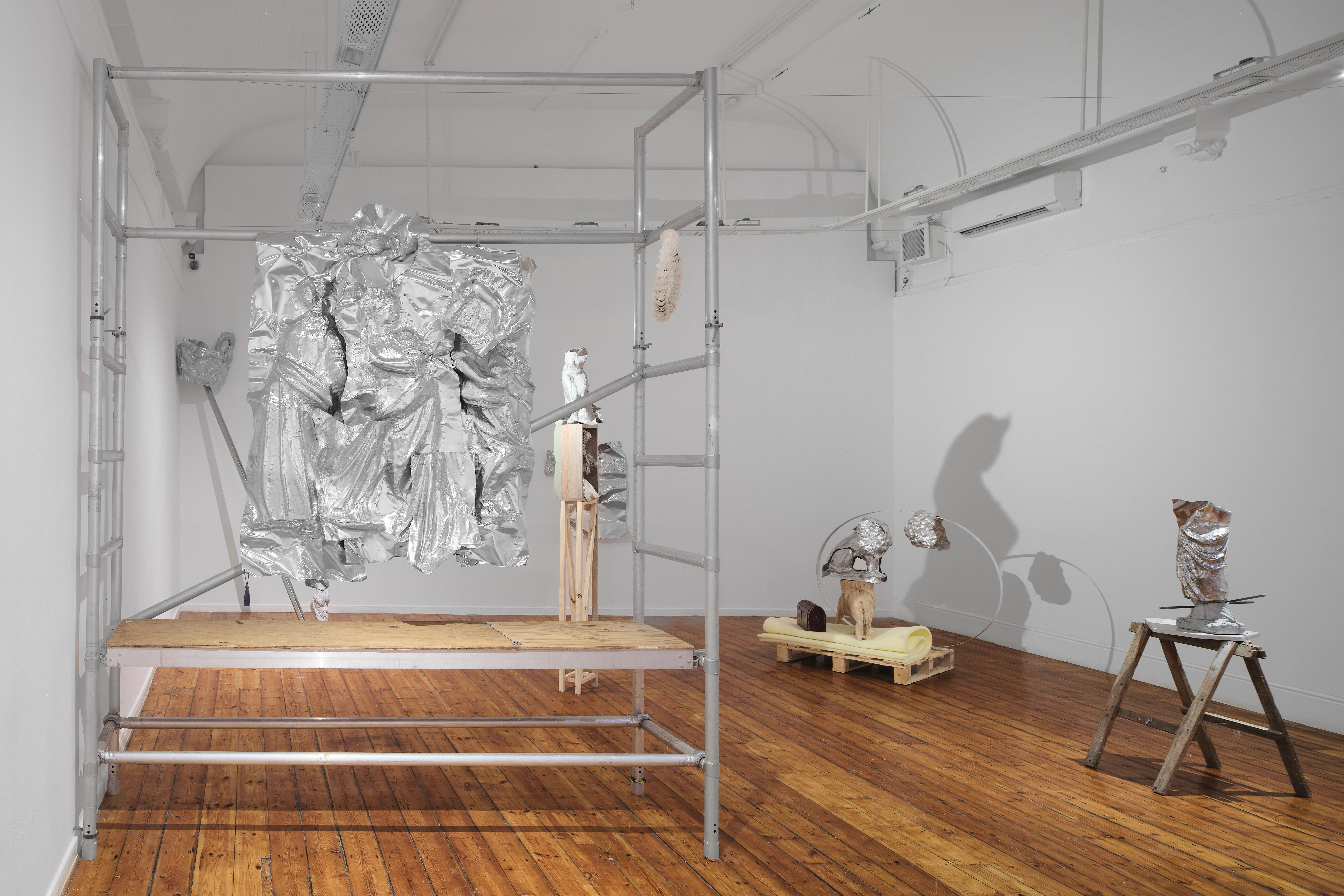 Laura Viruly installation panorama